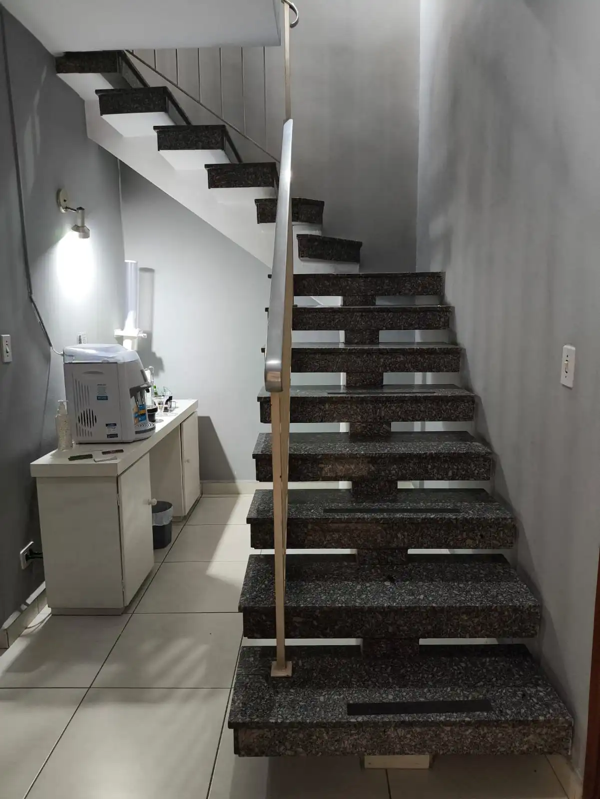 Consultório - escadaria